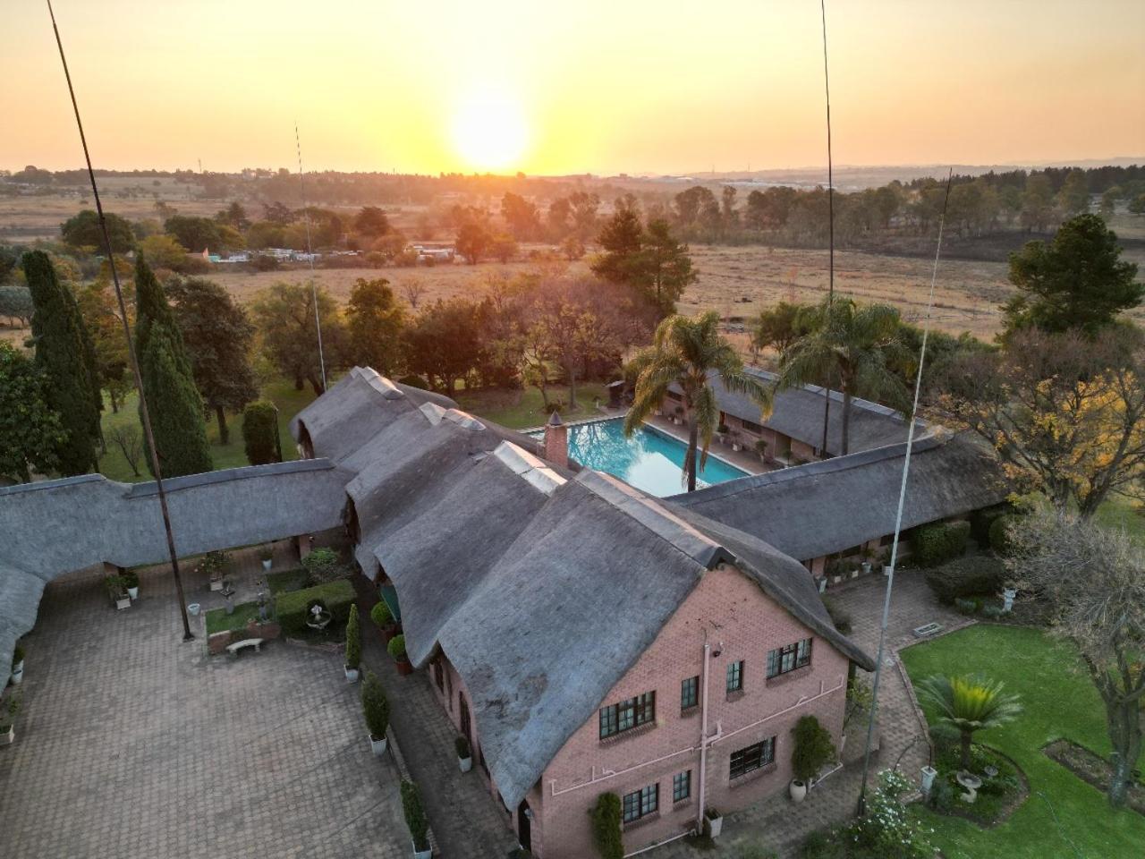 Owls Loft Guest House ميدراند المظهر الخارجي الصورة